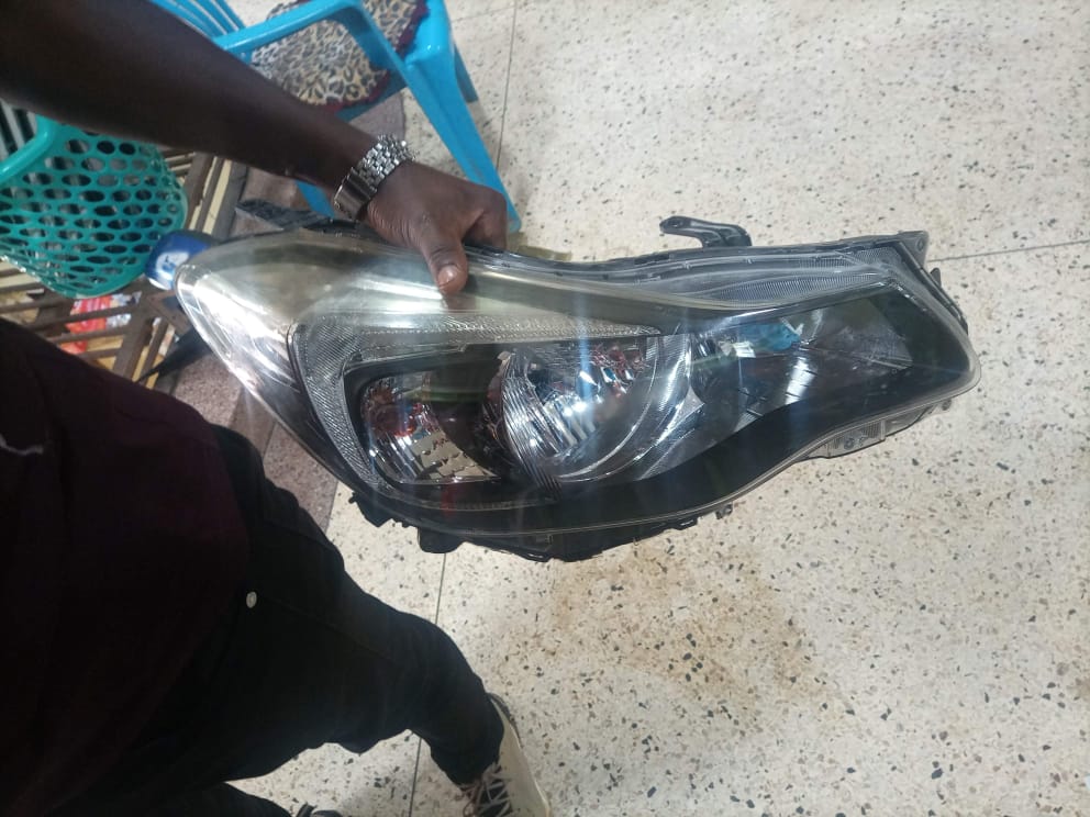 subaru impreza  2013 headlight