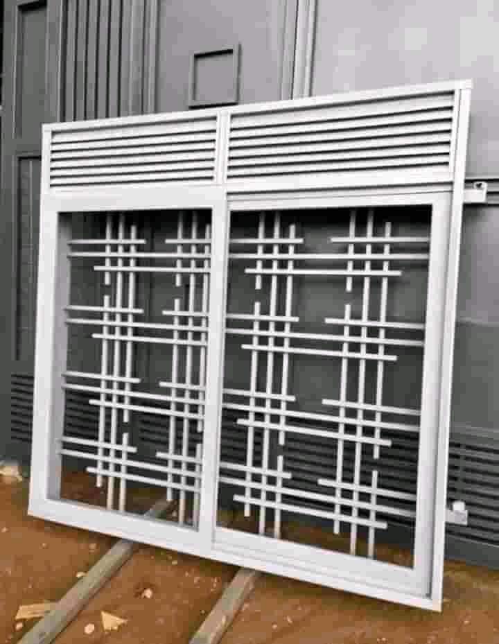 WINDOWS