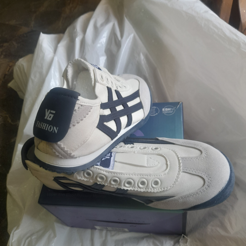 secondhand kids shoes size 37&39