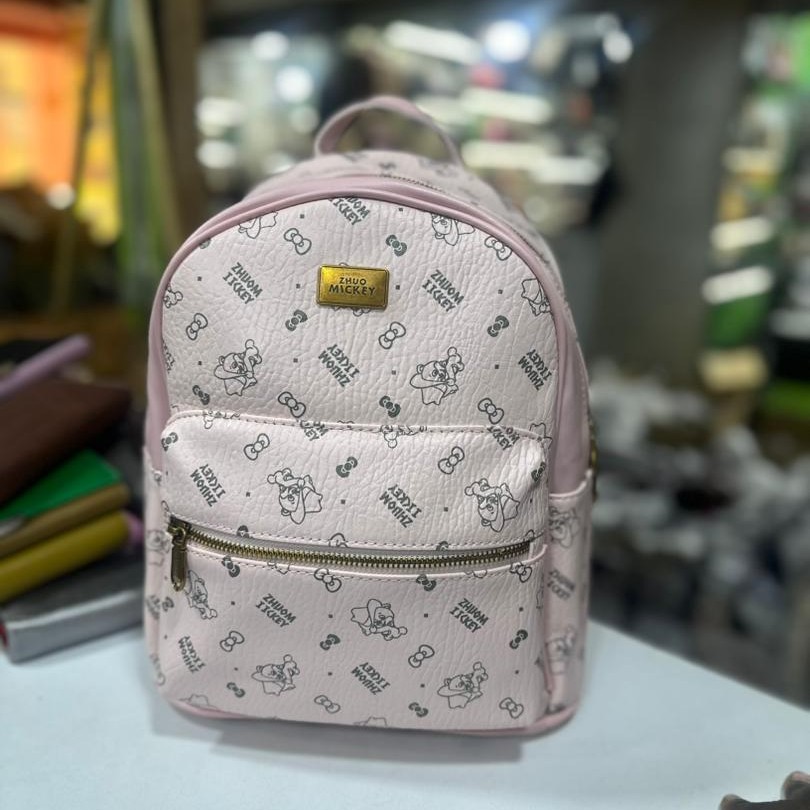 Fashion shoulder bag, Trendy travel, versatile casual Backpack