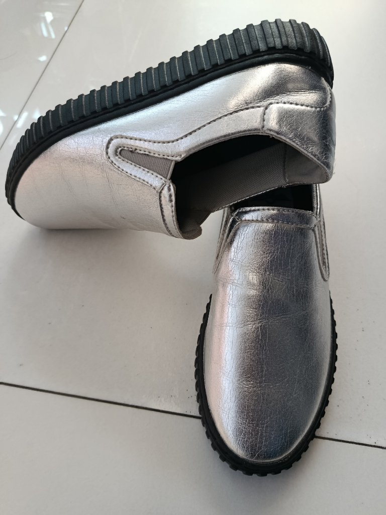 Ladies shoe