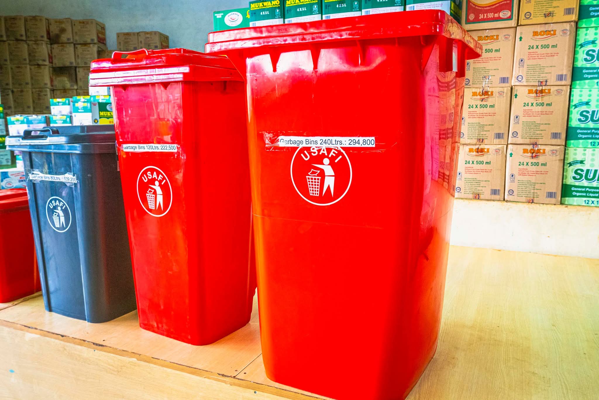 240 ltrs dustbin