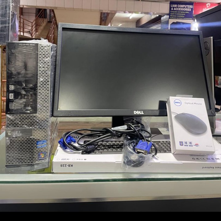 full set machine, i5, 3rd generation, 4GB RAM, 500HDD & 19 wide Dell monitor.