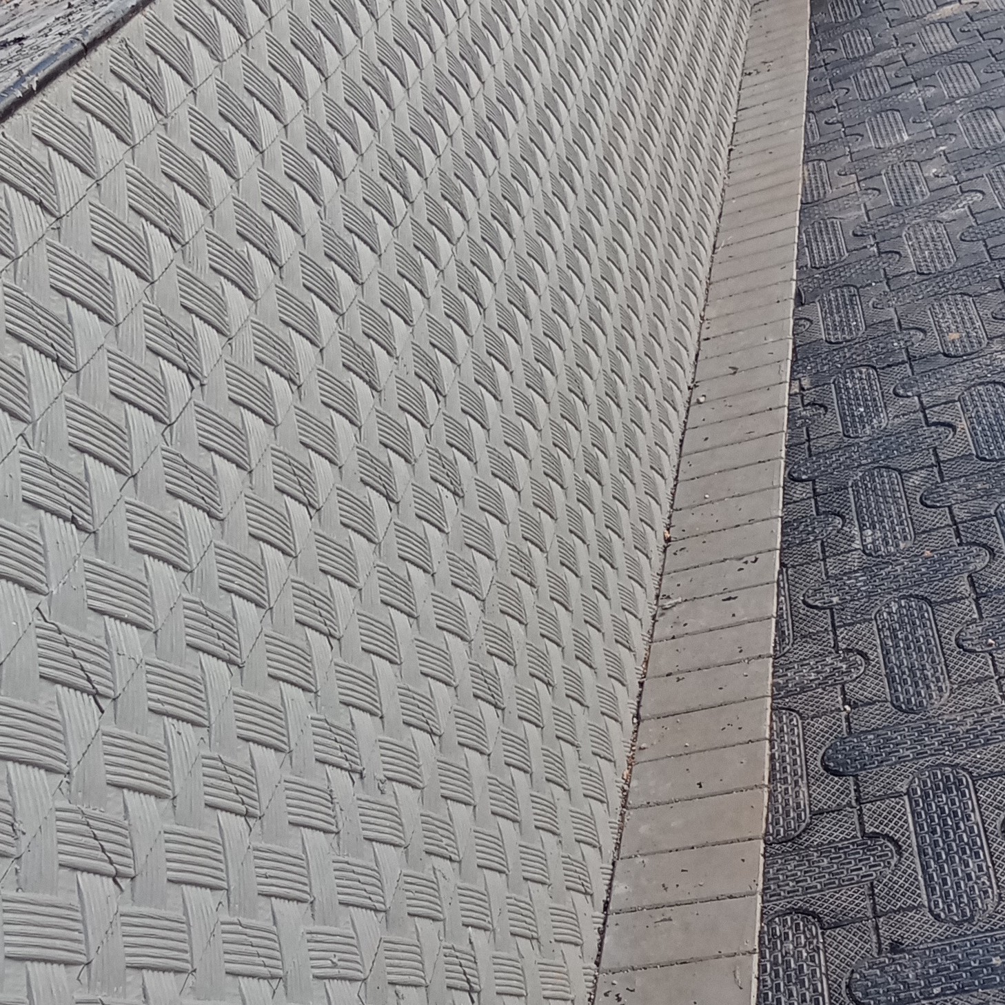 wall concrete stones