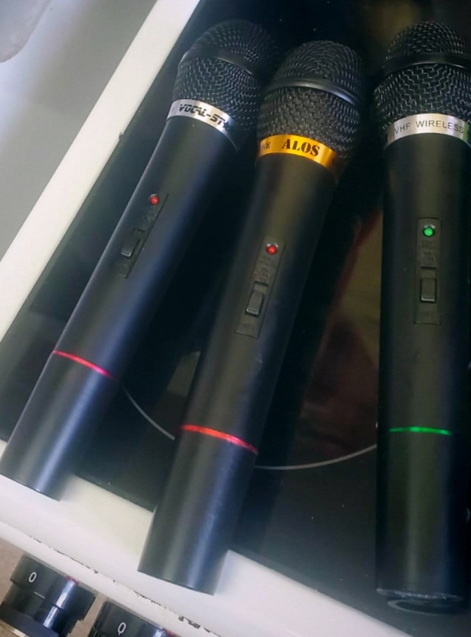 MICROPHONE HIRE,SALE AND CONNECTION