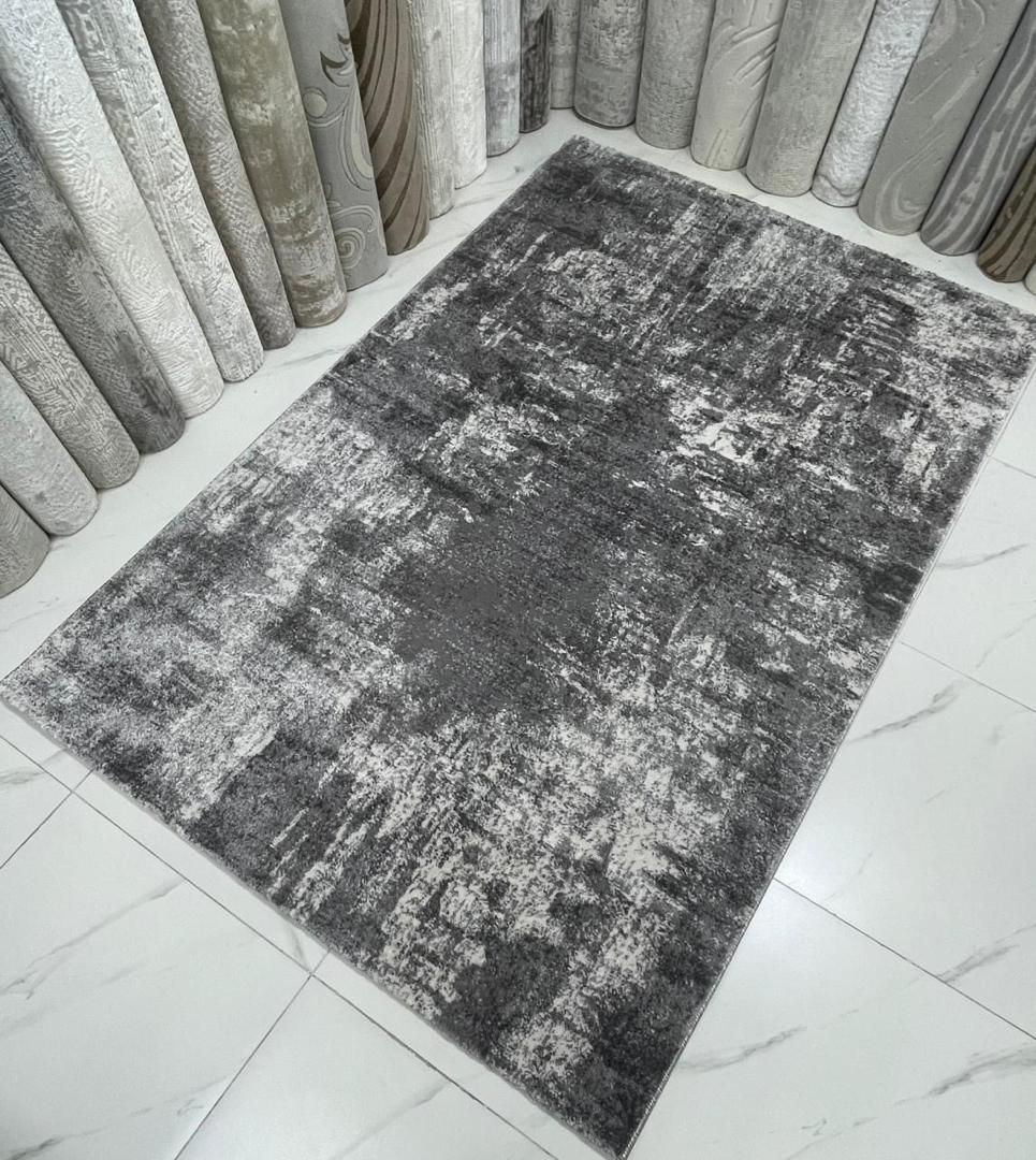 center Carpets 1.5by2.2 meters