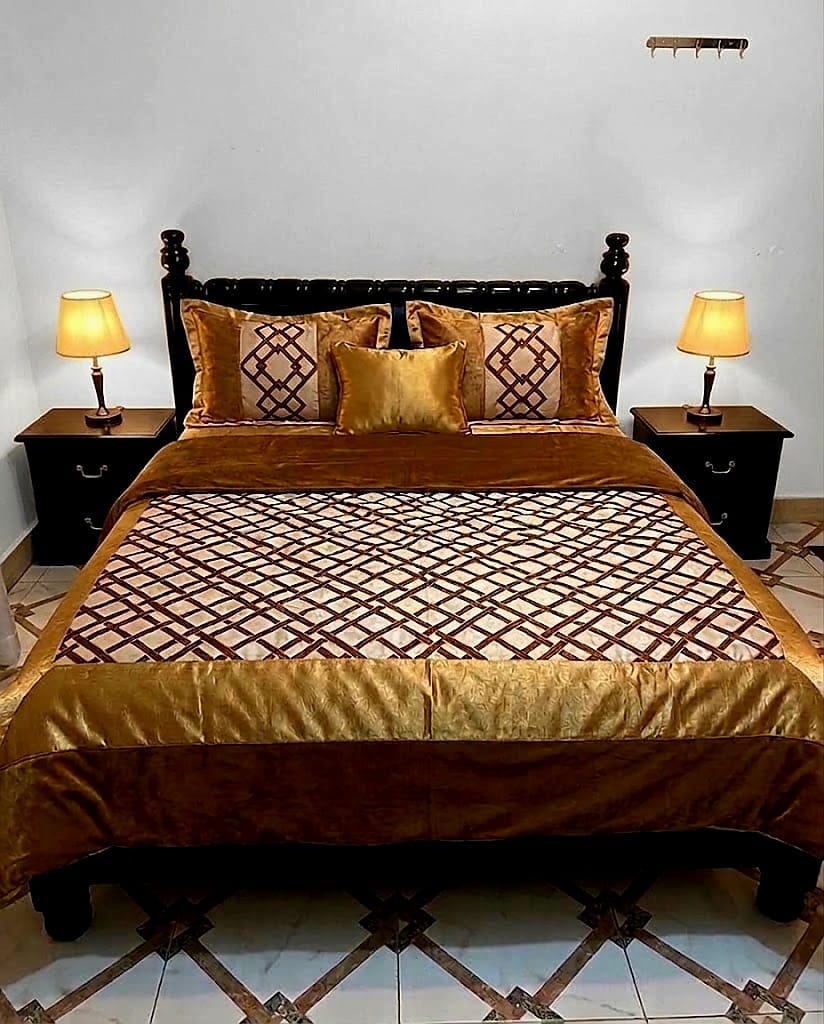 ACCOMODATION