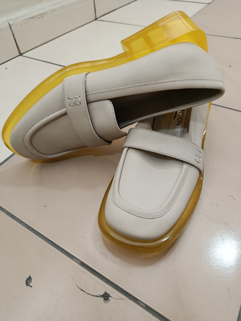 ladies loafer (Charles & Keith)