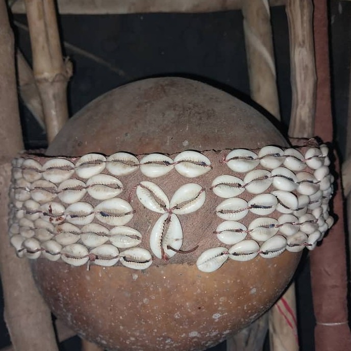 jaaja lukenge Kiwanuka is a traditional healer By connecting with local spirits, he provides guidance that helps people overcome obstacles and achieve their dreams whether it is health, and new job,or personal stability."