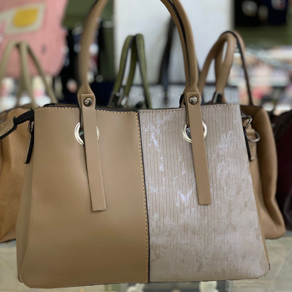 classy hand bag